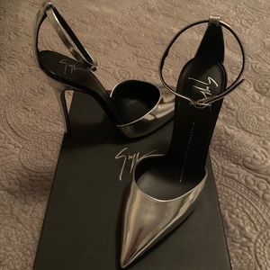 Giuseppe Zanotti Yvette 110 Shooting Argento
